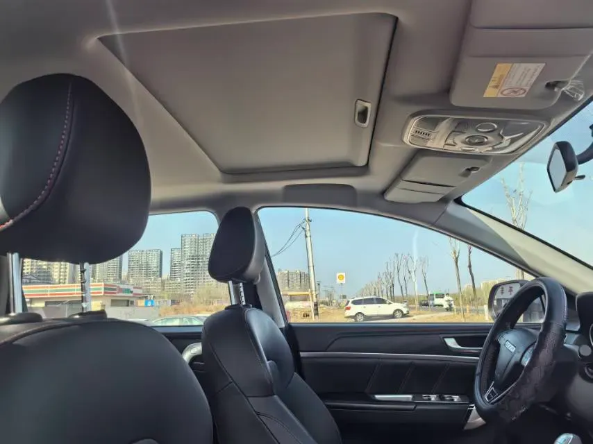 2019 Haval M6 1.5T 150HP L4 6MT,autocango,china used car exporter,china ev exporter,chinese used car exporter,chinese used ev exporter