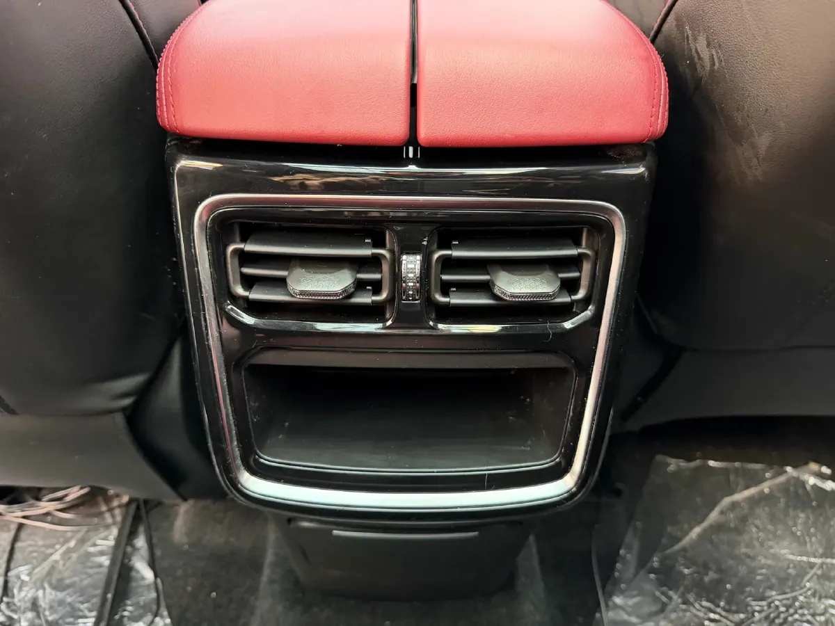 2021 Bestune B70 1.5T 169HP L4 7DCT,autocango,china used car exporter,china ev exporter,chinese used car exporter,chinese used ev exporter