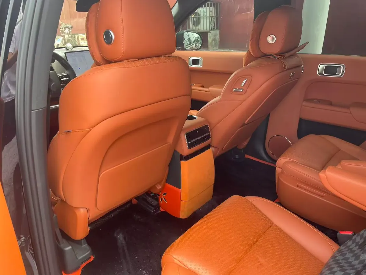 2022 Li L9 Range Extended 154HP REEV 42.6KWH,autocango,china used car exporter,china ev exporter,chinese used car exporter,chinese used ev exporter