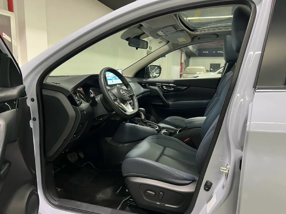 2025 Nissan Qashqai 2.0L 151HP L4 CVT,autocango,china used car exporter,china ev exporter,chinese used car exporter,chinese used ev exporter