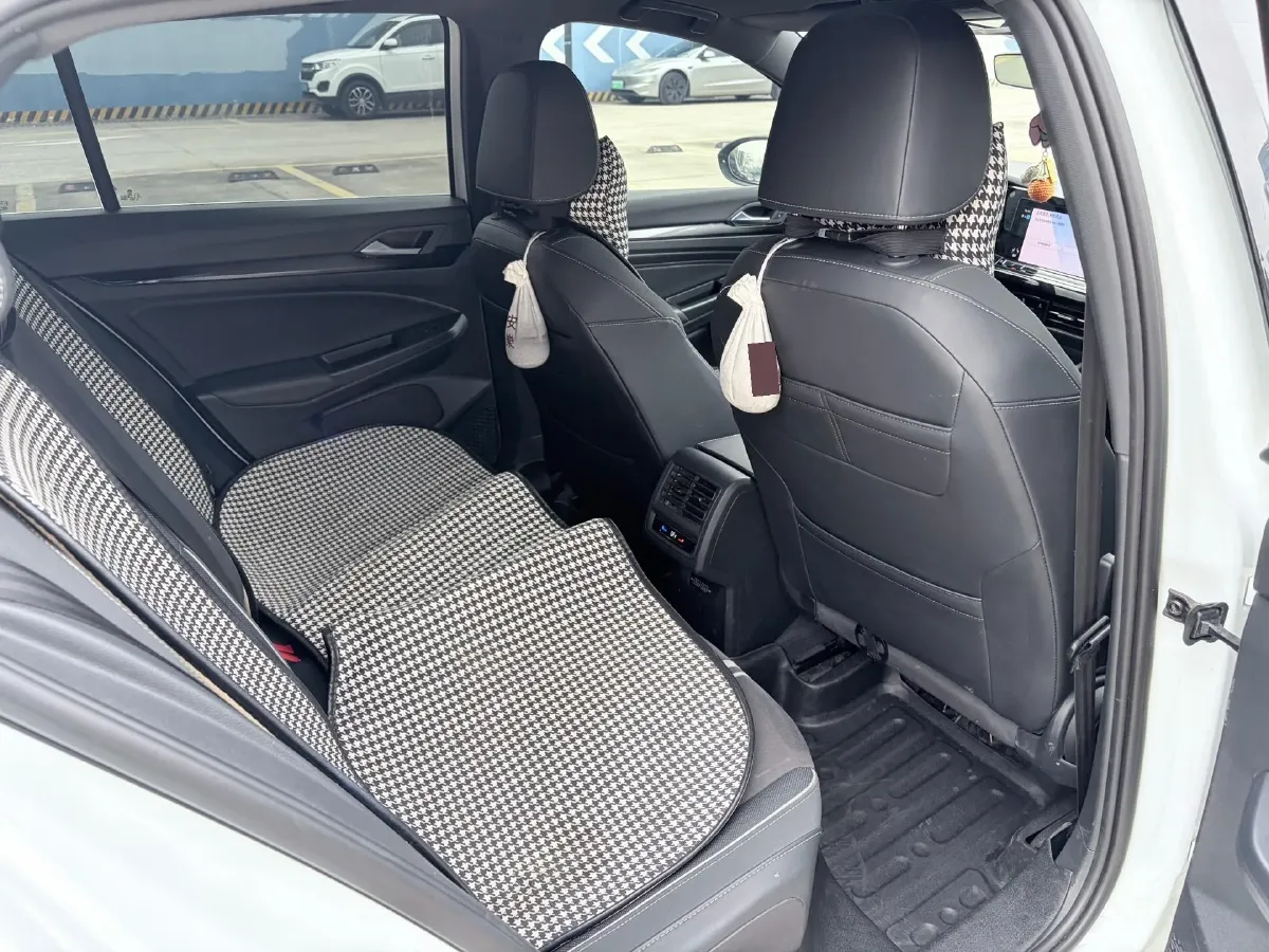 2021 Volkswagen Golf 1.4T 150HP L4 7DCT,autocango,china used car exporter,china ev exporter,chinese used car exporter,chinese used ev exporter