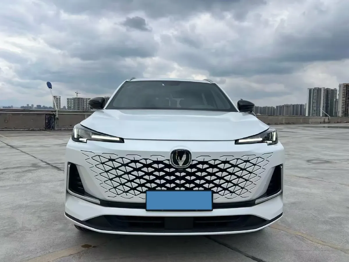 2024 ChangAn CS55 Plus 1.5T 188HP L4 7DCT,autocango,china used car exporter,china ev exporter,chinese used car exporter,chinese used ev exporter