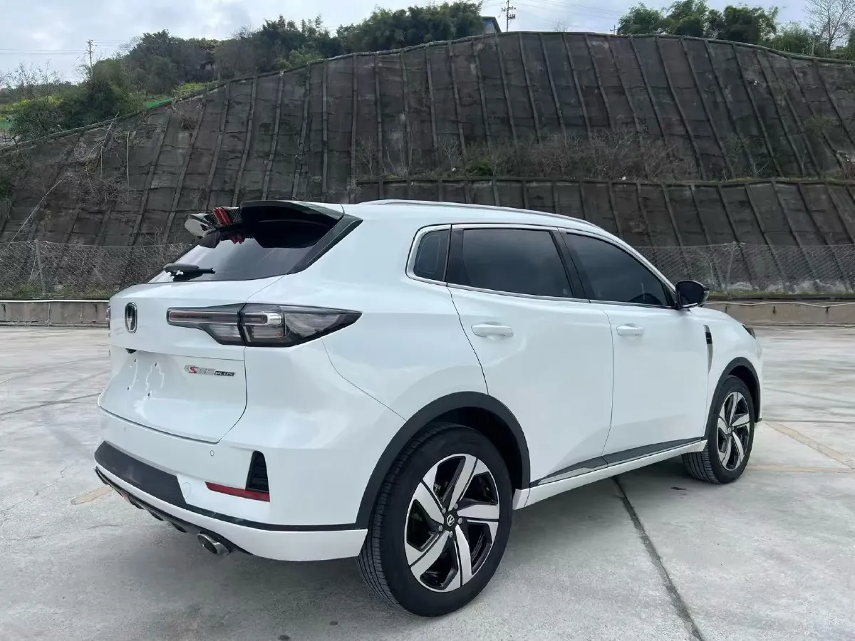 2024 ChangAn CS55 Plus 1.5T 188HP L4 7DCT,autocango,china used car exporter,china ev exporter,chinese used car exporter,chinese used ev exporter
