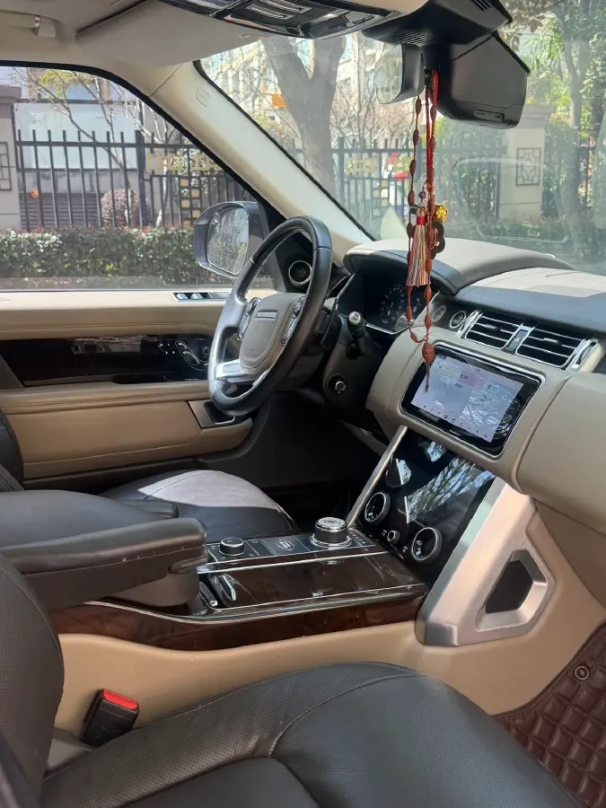 2021 Land Rover Range Rover 3.0T 400HP L6 8AT,autocango,china used car exporter,china ev exporter,chinese used car exporter,chinese used ev exporter