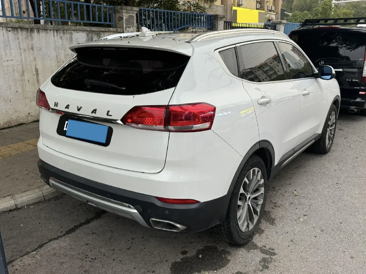 2017 Haval H6 2.0T 197HP L4 7DCT,autocango,china used car exporter,china ev exporter,chinese used car exporter,chinese used ev exporter