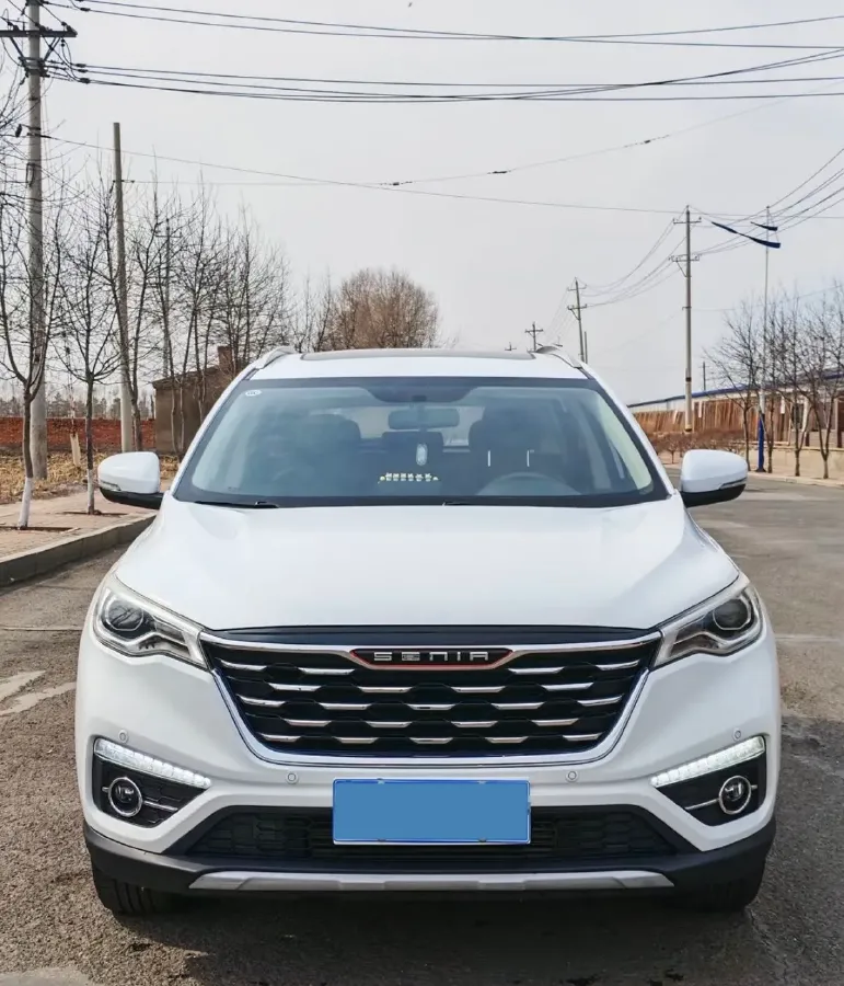 2018 FAW Senia R9 1.2T 143HP L4 5MT,autocango,china used car exporter,china ev exporter,chinese used car exporter,chinese used ev exporter