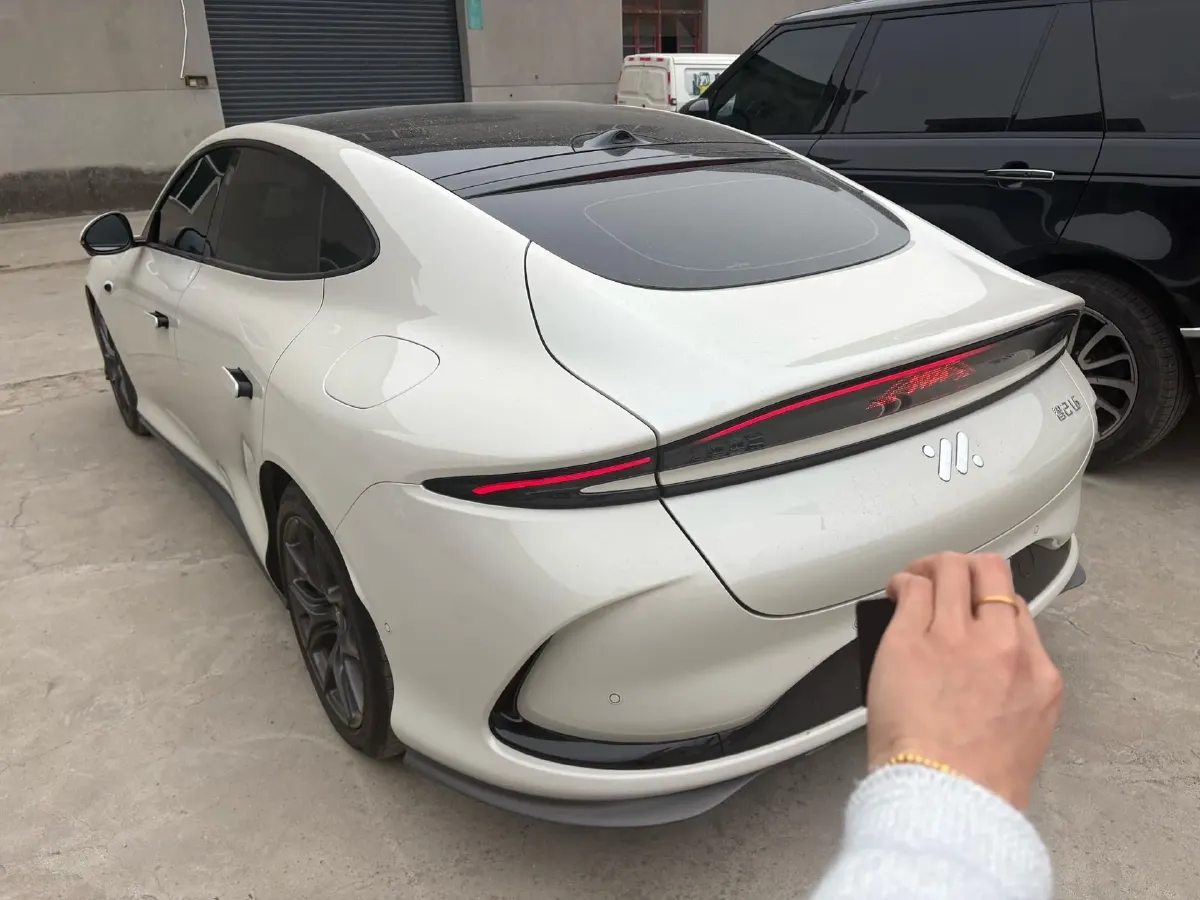 2024 IM L6 BEV 75KWH,autocango,china used car exporter,china ev exporter,chinese used car exporter,chinese used ev exporter