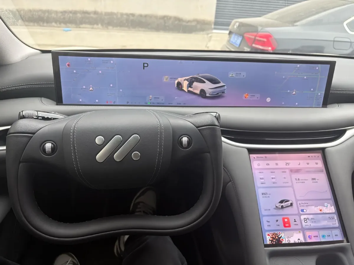 2024 IM L6 BEV 75KWH,autocango,china used car exporter,china ev exporter,chinese used car exporter,chinese used ev exporter