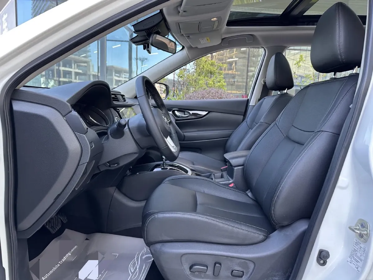 2022 Nissan X-Trail 2.0L 151HP L4 CVT,autocango,china used car exporter,china ev exporter,chinese used car exporter,chinese used ev exporter