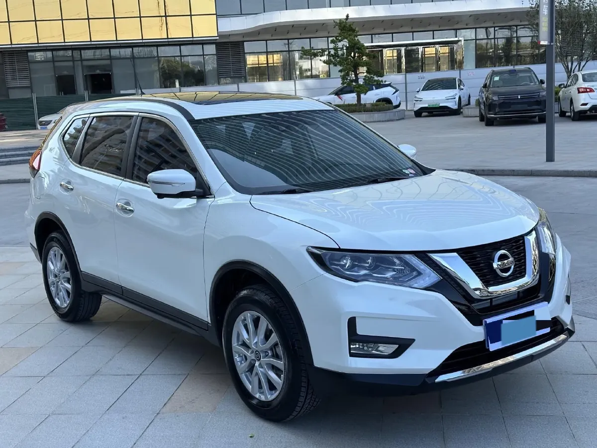 2022 Nissan X-Trail 2.0L 151HP L4 CVT,autocango,china used car exporter,china ev exporter,chinese used car exporter,chinese used ev exporter