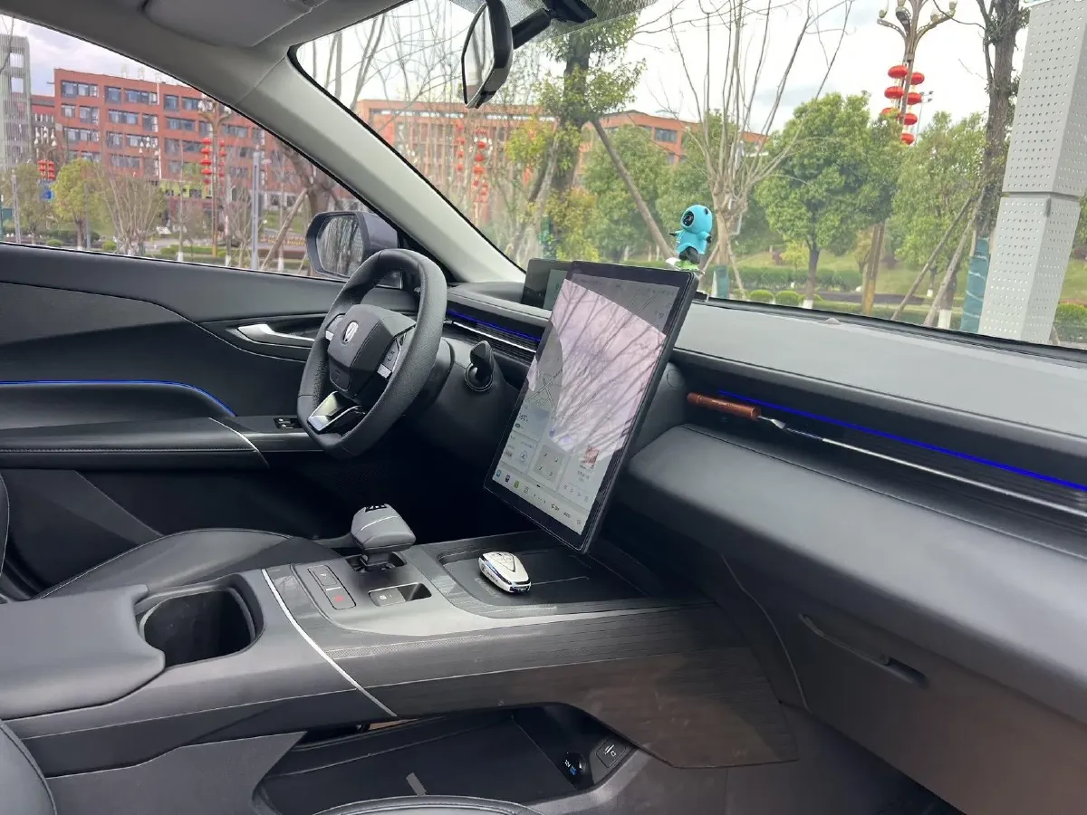 2025 ChangAn Eado 1.5T 192HP L4 7DCT,autocango,china used car exporter,china ev exporter,chinese used car exporter,chinese used ev exporter