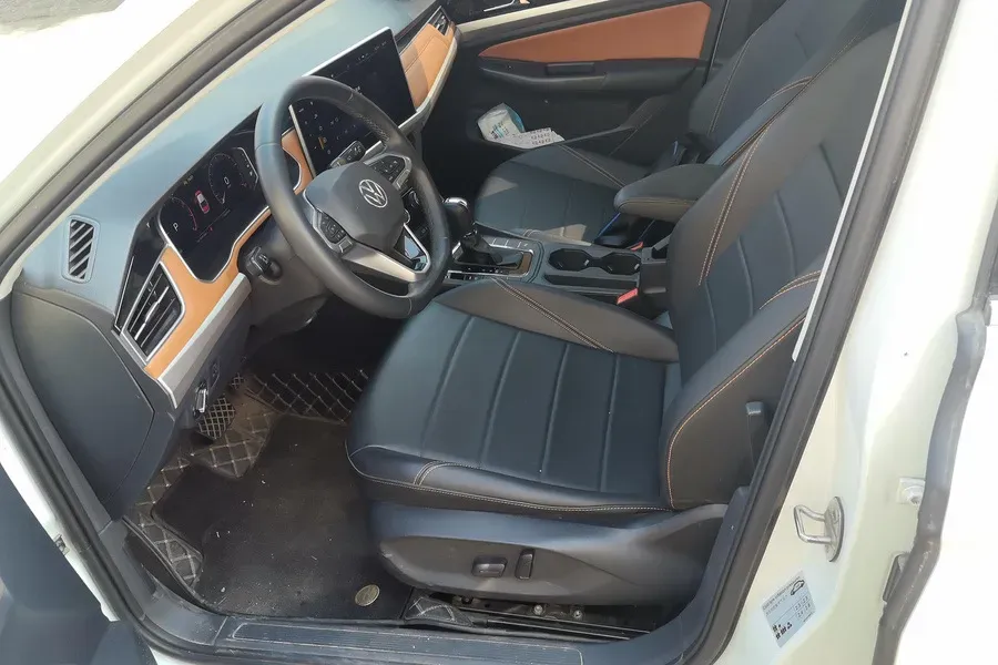 2023 Volkswagen Bora 1.2T 116HP L4 7DCT,autocango,china used car exporter,china ev exporter,chinese used car exporter,chinese used ev exporter
