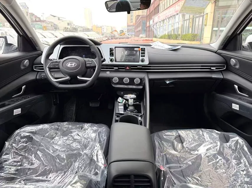 2023 Hyundai Elantra 1.5L 115HP L4 CVT,autocango,china used car exporter,china ev exporter,chinese used car exporter,chinese used ev exporter