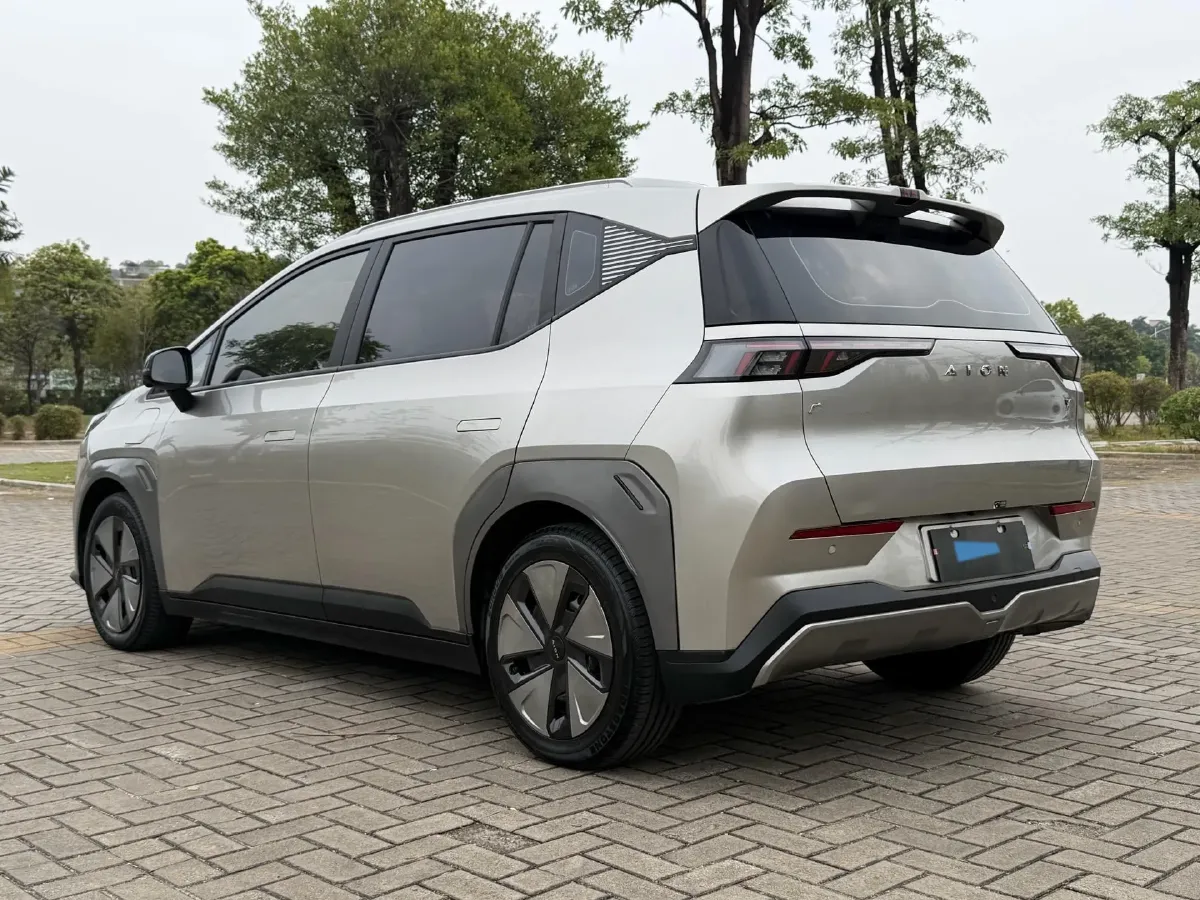 2022 Geely Okavango 1.8T 184HP L4 7DCT,autocango,china used car exporter,china ev exporter,chinese used car exporter,chinese used ev exporter