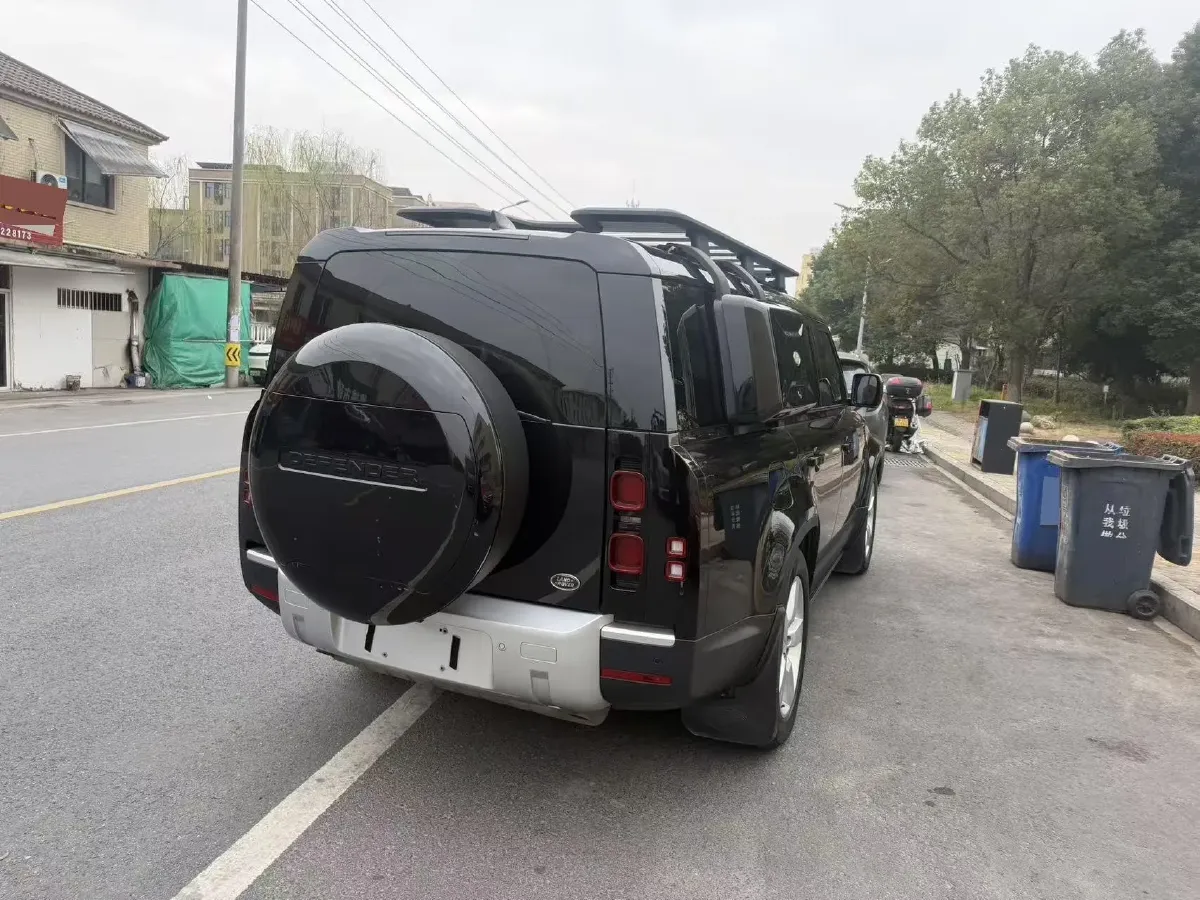 2023 Land Rover Defender 3.0T 400HP L6 8AT,autocango,china used car exporter,china ev exporter,chinese used car exporter,chinese used ev exporter
