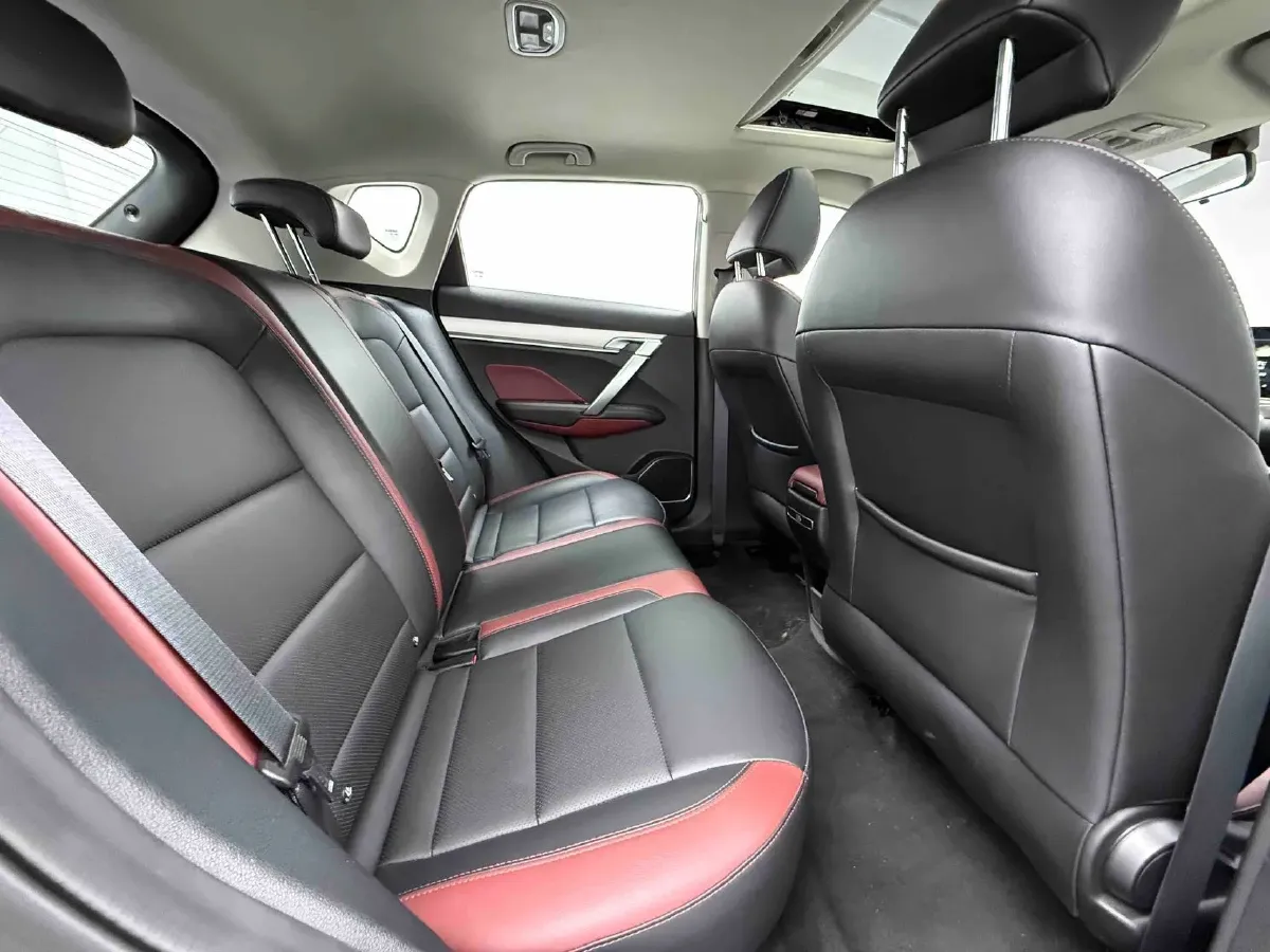 2021 Geely Coolray 1.4T 141HP L4 6DCT,autocango,china used car exporter,china ev exporter,chinese used car exporter,chinese used ev exporter