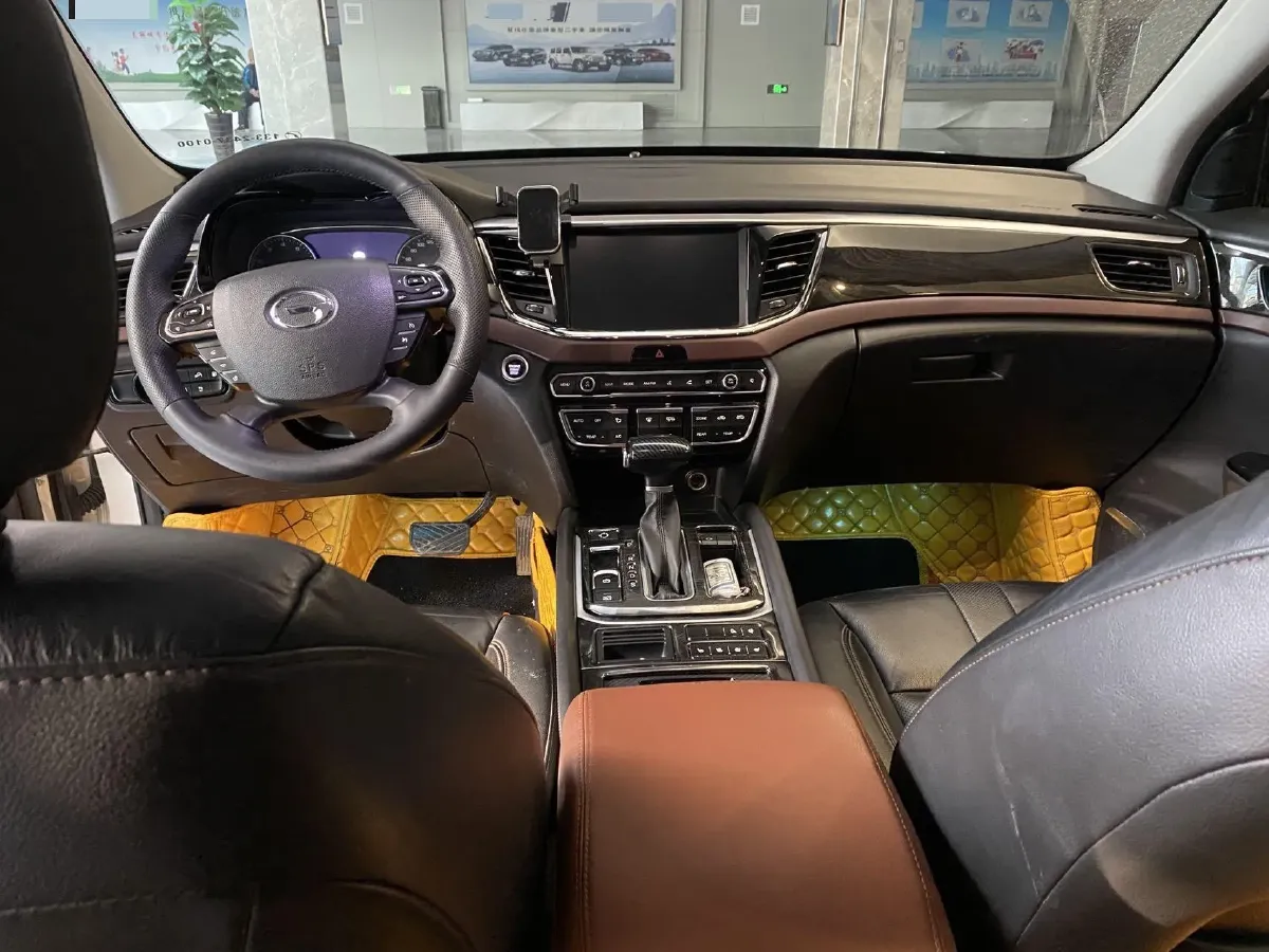 2017 GAC Trumpchi GS8 2.0T 201HP L4 6AT,autocango,china used car exporter,china ev exporter,chinese used car exporter,chinese used ev exporter