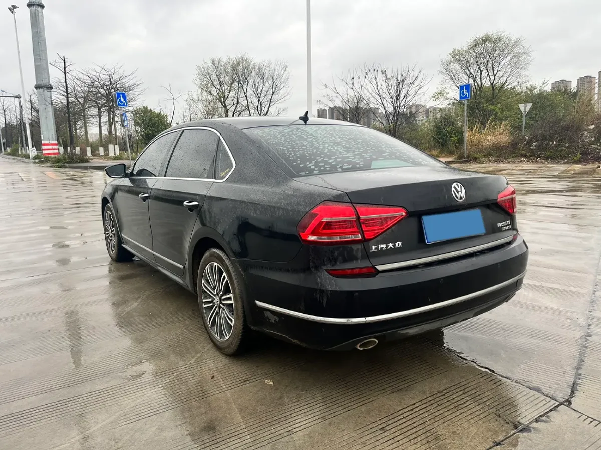 2017 Volkswagen Passat 1.8T 180HP L4 7DCT,autocango,china used car exporter,china ev exporter,chinese used car exporter,chinese used ev exporter
