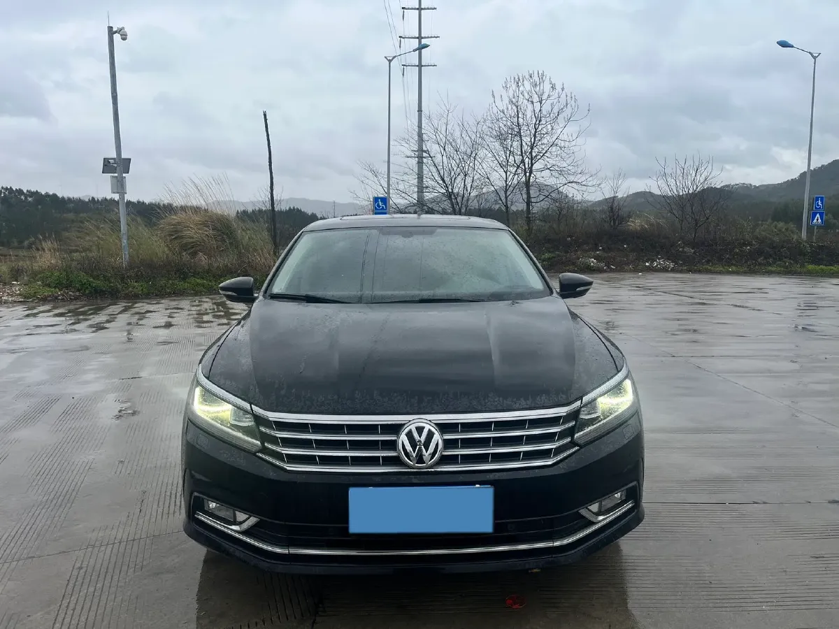 2017 Volkswagen Passat 1.8T 180HP L4 7DCT,autocango,china used car exporter,china ev exporter,chinese used car exporter,chinese used ev exporter