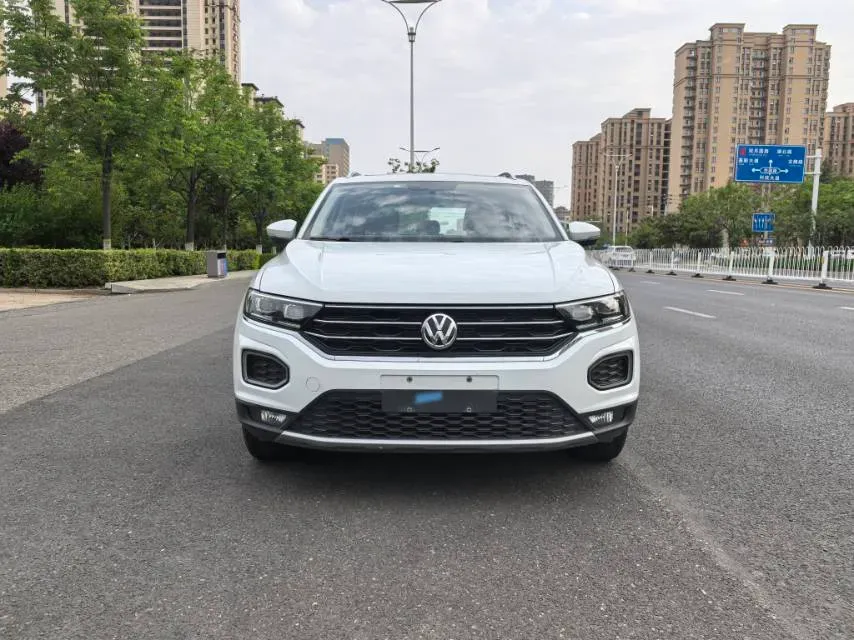 2022 Volkswagen T-Roc 1.4T 150HP L4 7DCT,autocango,china used car exporter,china ev exporter,chinese used car exporter,chinese used ev exporter