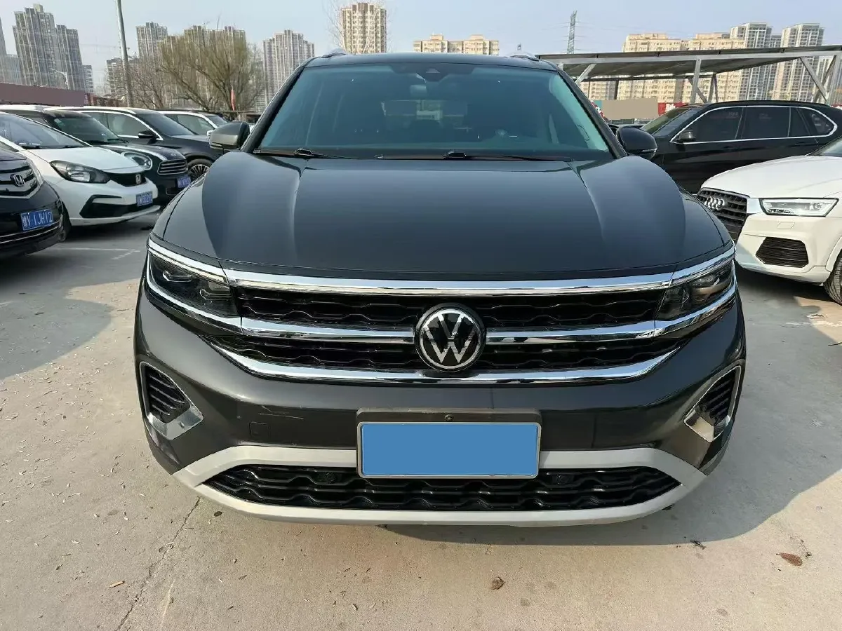 2021 Volkswagen Talagon 2.0T 220HP L4 7DCT,autocango,china used car exporter,china ev exporter,chinese used car exporter,chinese used ev exporter