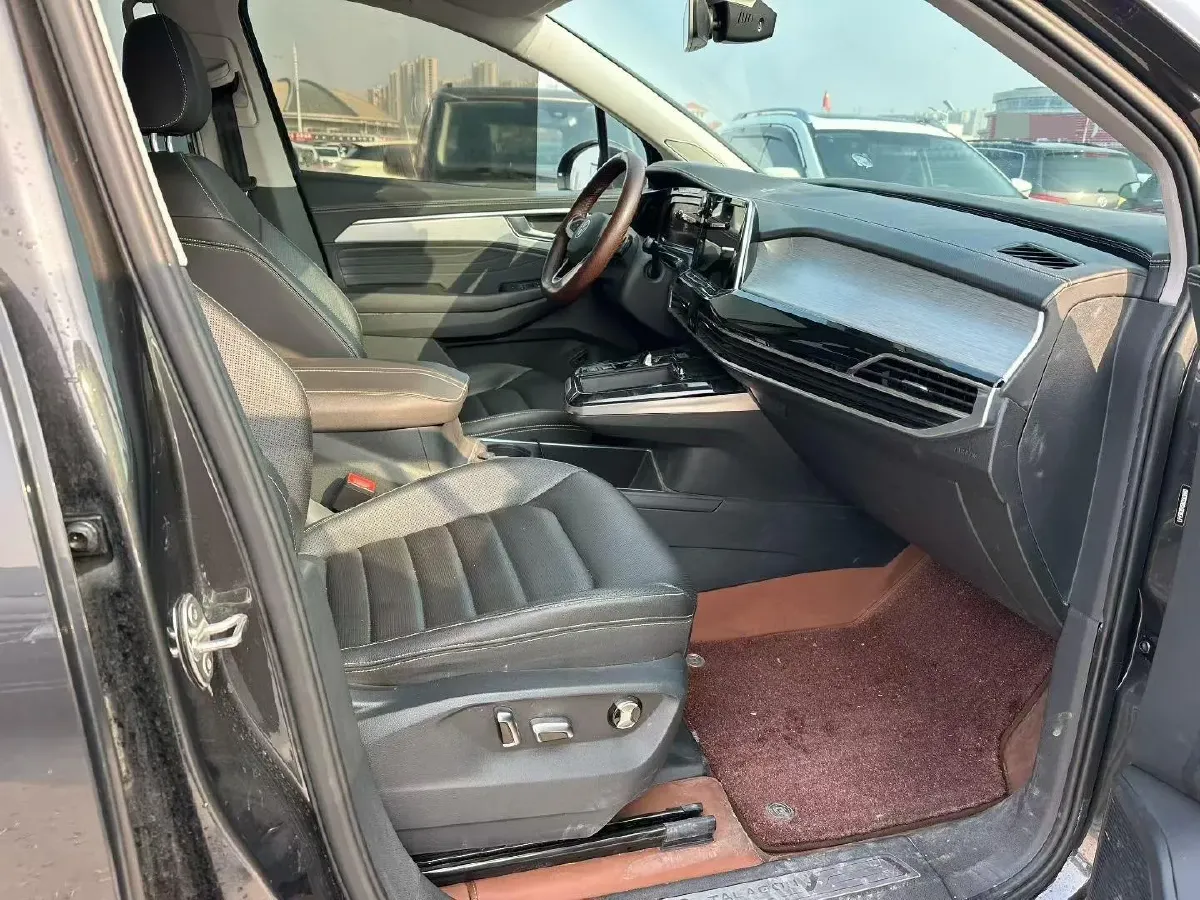 2021 Volkswagen Talagon 2.0T 220HP L4 7DCT,autocango,china used car exporter,china ev exporter,chinese used car exporter,chinese used ev exporter