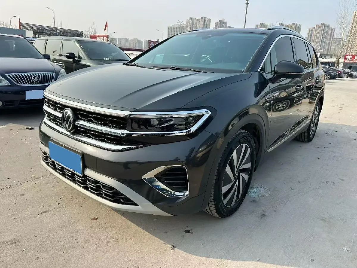 2021 Volkswagen Talagon 2.0T 220HP L4 7DCT,autocango,china used car exporter,china ev exporter,chinese used car exporter,chinese used ev exporter