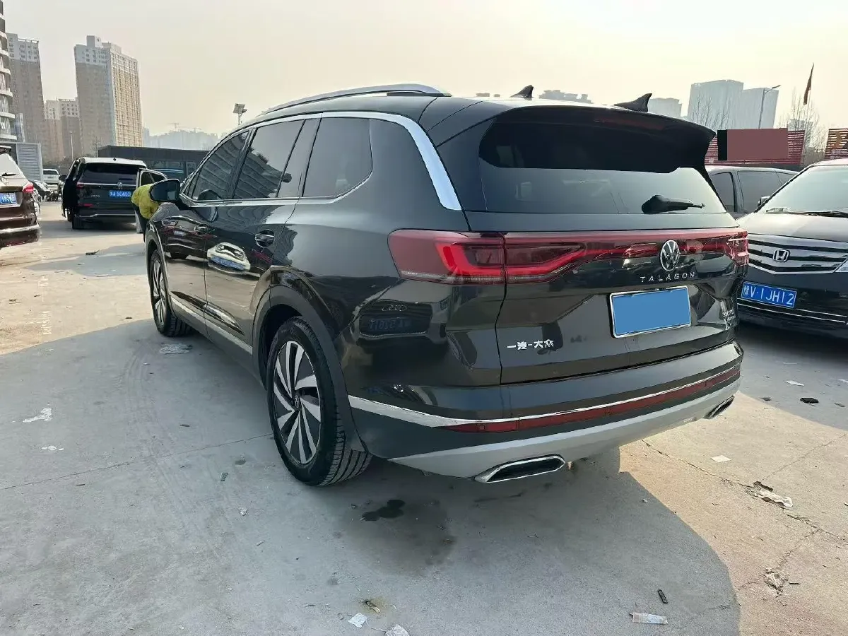 2021 Volkswagen Talagon 2.0T 220HP L4 7DCT,autocango,china used car exporter,china ev exporter,chinese used car exporter,chinese used ev exporter
