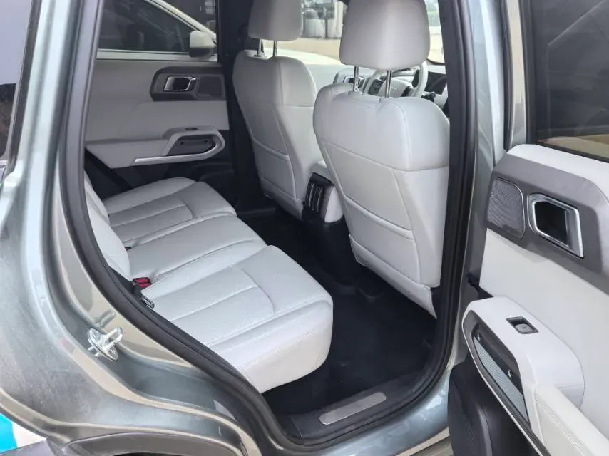 2025 FangChengBao Tai 3 BEV,autocango,china used car exporter,china ev exporter,chinese used car exporter,chinese used ev exporter