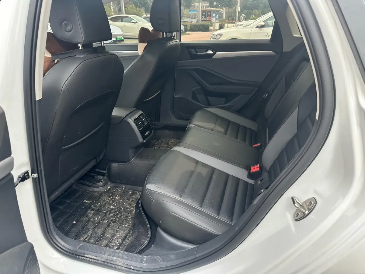 2021 Volkswagen Sagitar 1.4T 150HP L4 7DCT,autocango,china used car exporter,china ev exporter,chinese used car exporter,chinese used ev exporter