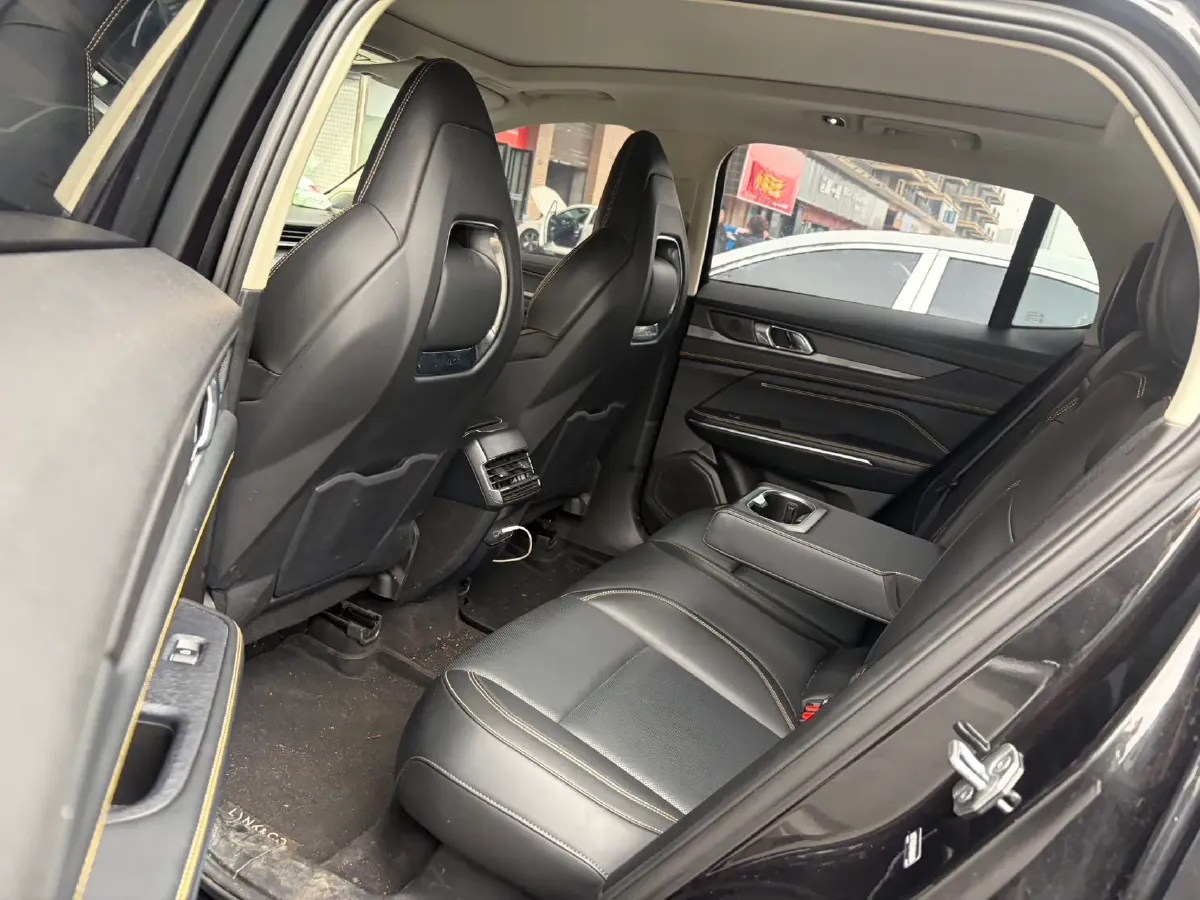 2023 MAXUS Interstellar 2.0T 261HP L4 8AT,autocango,china used car exporter,china ev exporter,chinese used car exporter,chinese used ev exporter