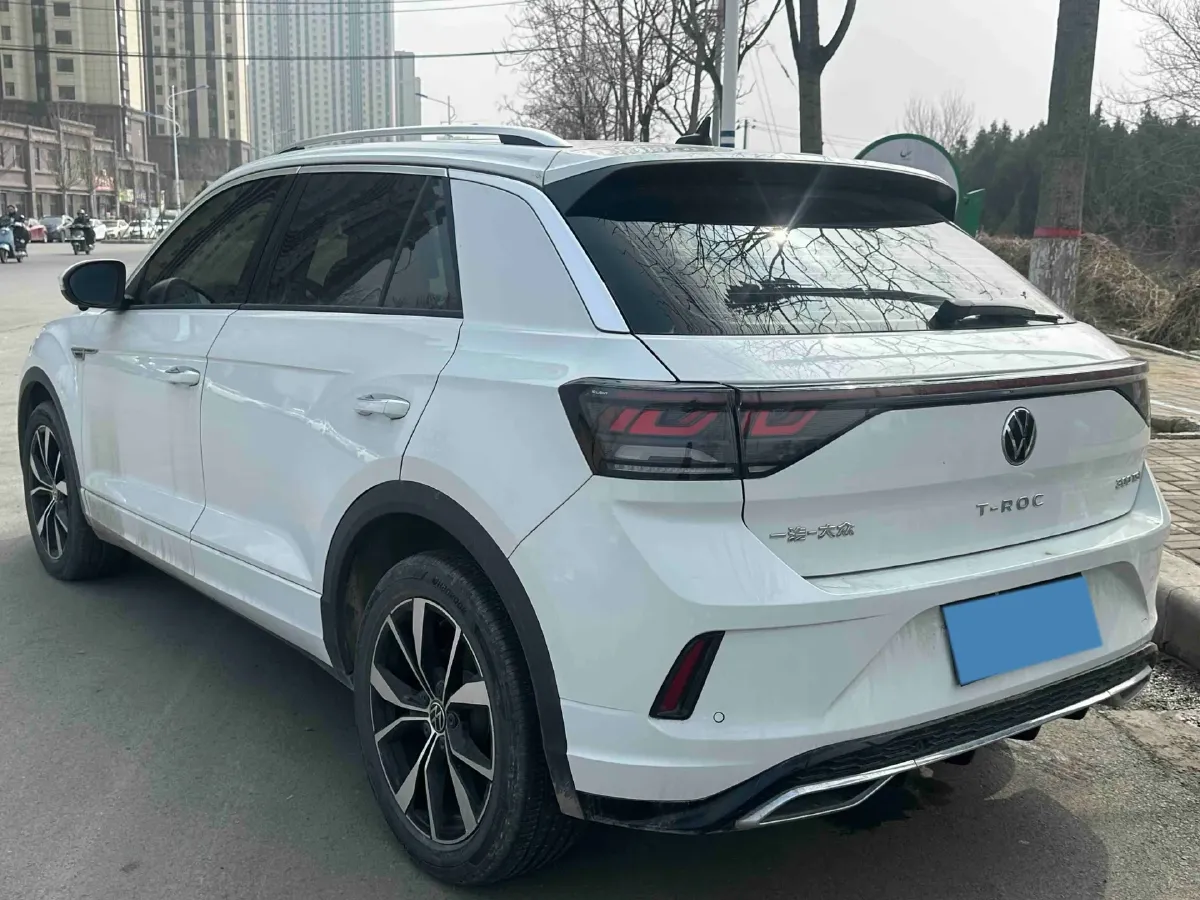 2023 Volkswagen T-Roc 1.5T 160HP L4 7DCT,autocango,china used car exporter,china ev exporter,chinese used car exporter,chinese used ev exporter