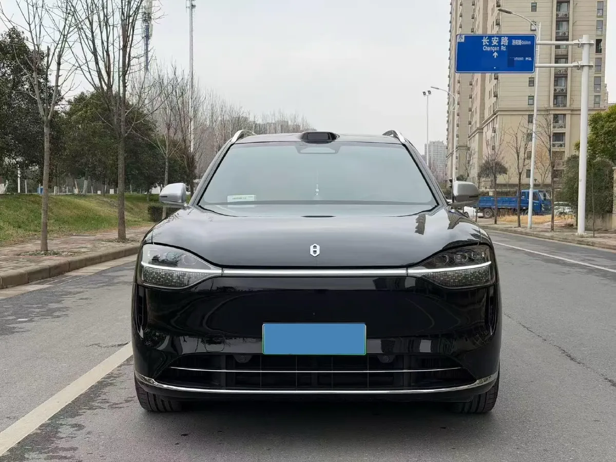 2025 AITO AITO M9 REEV 160HP REEV 52KWH,autocango,china used car exporter,china ev exporter,chinese used car exporter,chinese used ev exporter