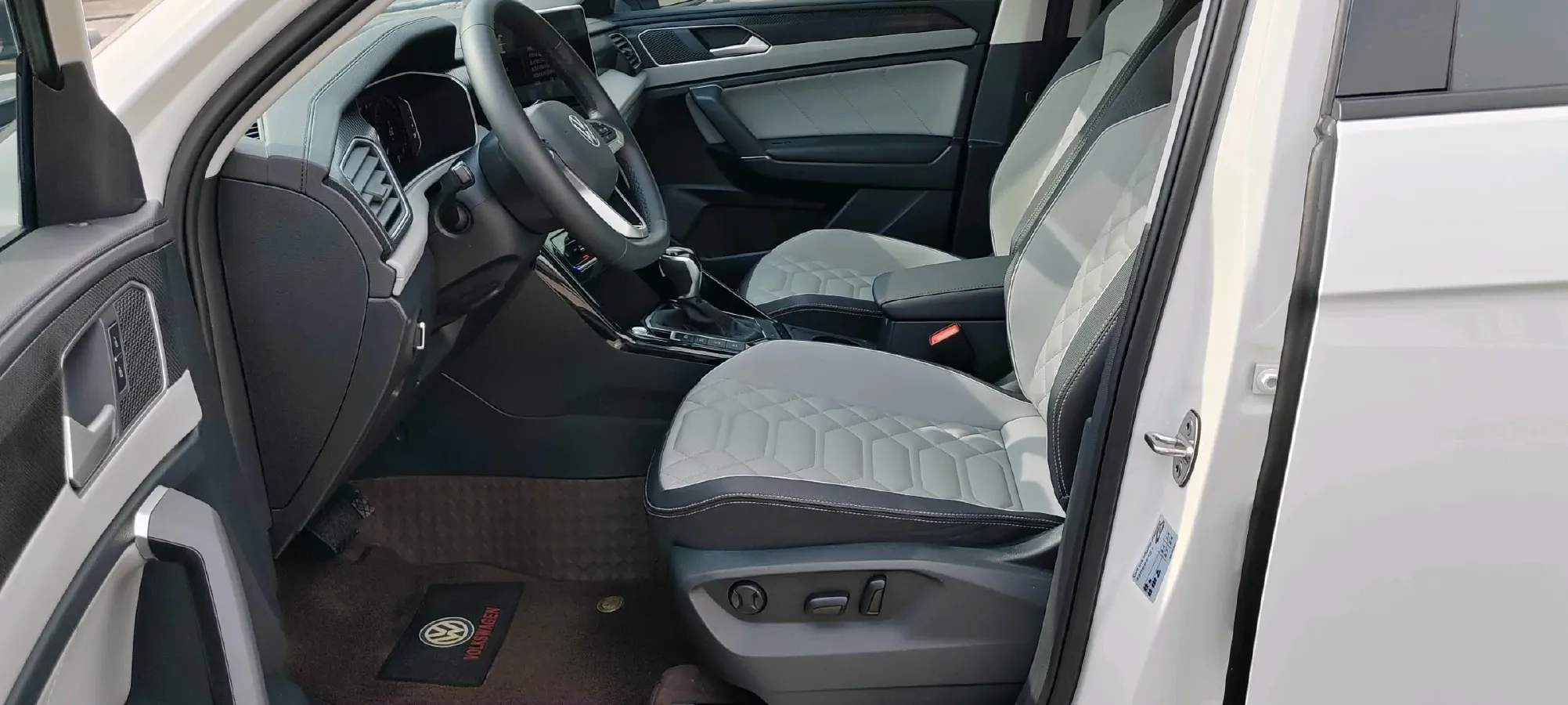 2023 Volkswagen Tayron 1.4T 150HP L4 7DCT,autocango,china used car exporter,china ev exporter,chinese used car exporter,chinese used ev exporter