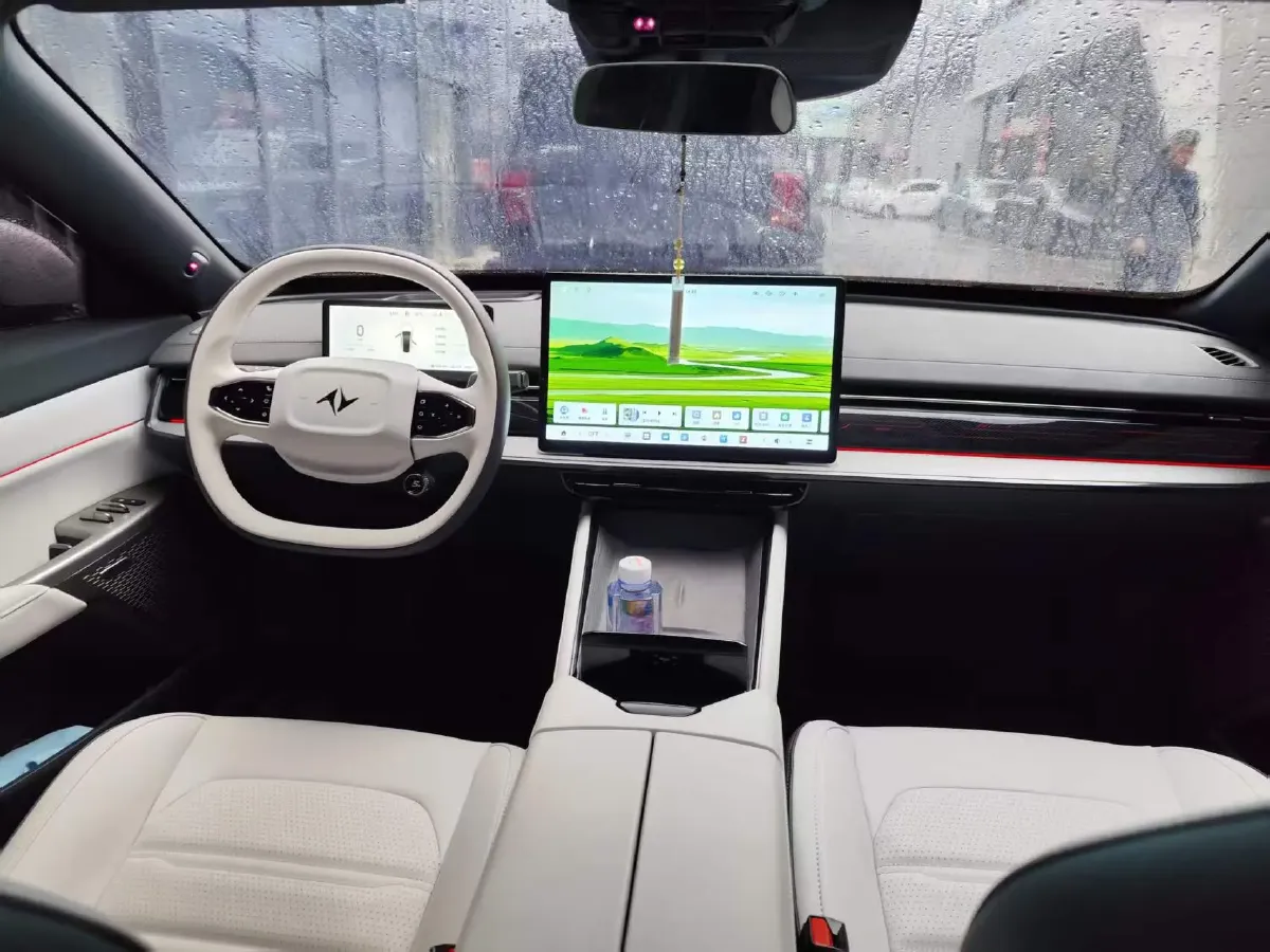 2024 DongFeng eπ eπ007 REEV 105HP REEV 28.4KWH,autocango,china used car exporter,china ev exporter,chinese used car exporter,chinese used ev exporter