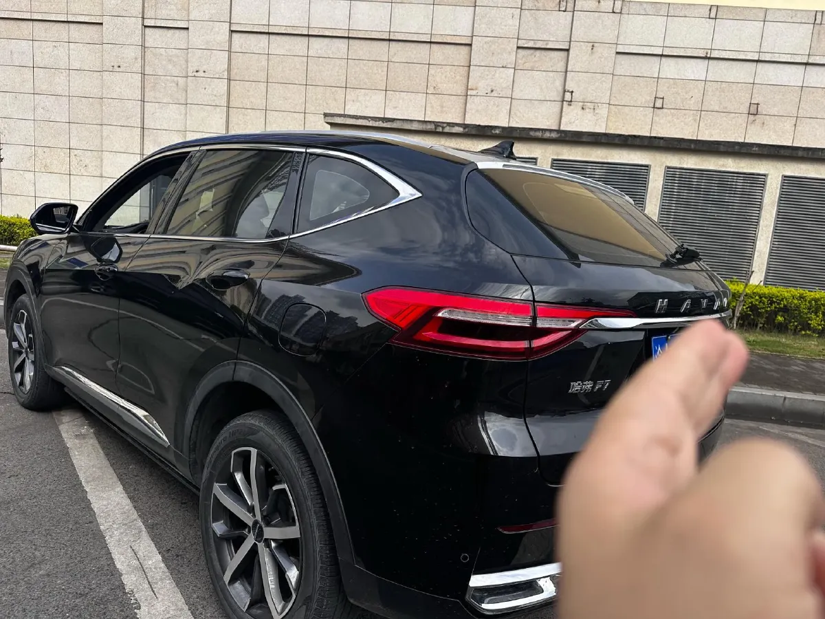 2021 Haval F7 1.5T 169HP L4 7DCT,autocango,china used car exporter,china ev exporter,chinese used car exporter,chinese used ev exporter