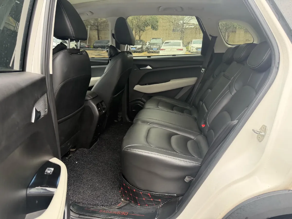 2018 BaoJun 530 1.5T 150HP L4 6DCT,autocango,china used car exporter,china ev exporter,chinese used car exporter,chinese used ev exporter