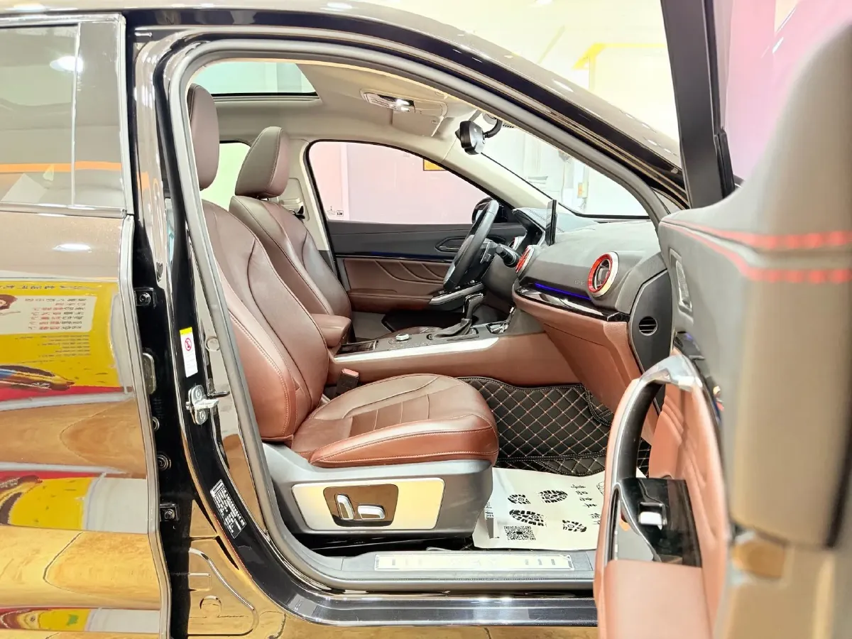 2017 WEY VV5 2.0T 197HP L4 7DCT,autocango,china used car exporter,china ev exporter,chinese used car exporter,chinese used ev exporter