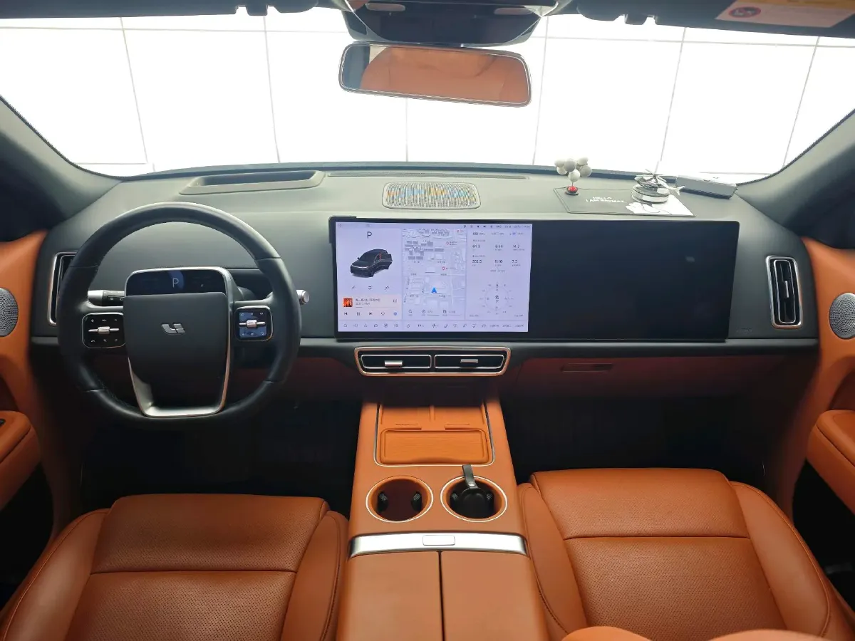 2024 Volvo S60 2.0T 197HP L4 7DCT,autocango,china used car exporter,china ev exporter,chinese used car exporter,chinese used ev exporter