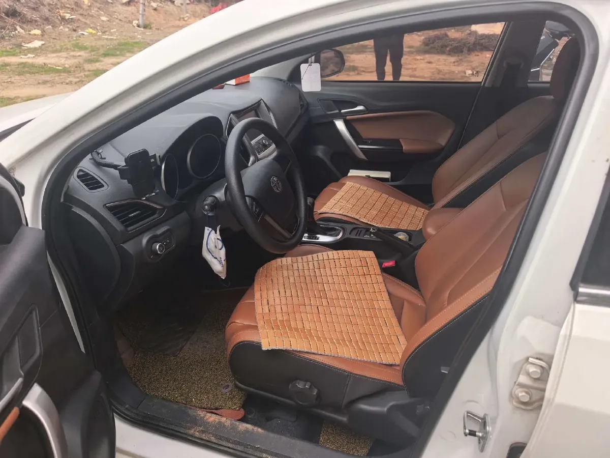 2016 MG GT 1.5L 109HP L4 4AT,autocango,china used car exporter,china ev exporter,chinese used car exporter,chinese used ev exporter