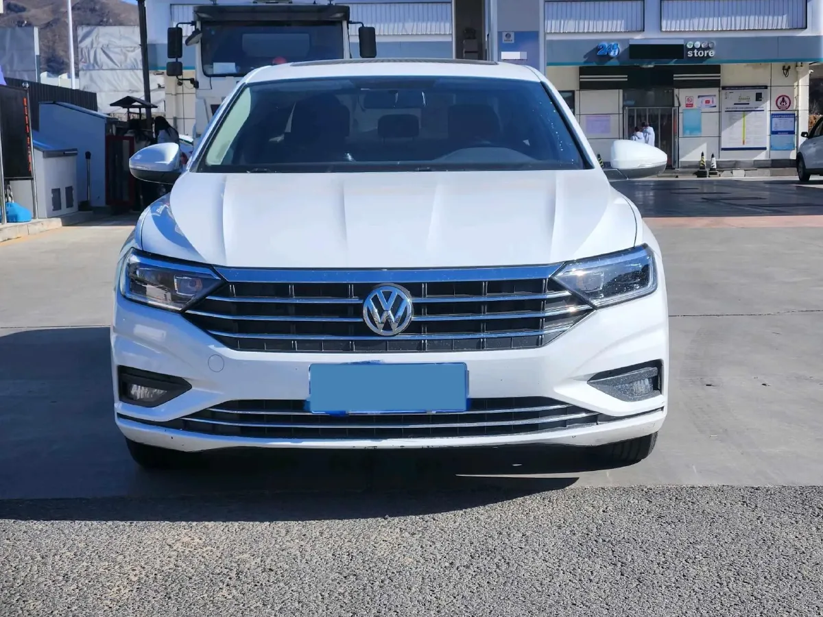 2019 Jeep Renegade 1.3T 173HP L4 7DCT,autocango,china used car exporter,china ev exporter,chinese used car exporter,chinese used ev exporter