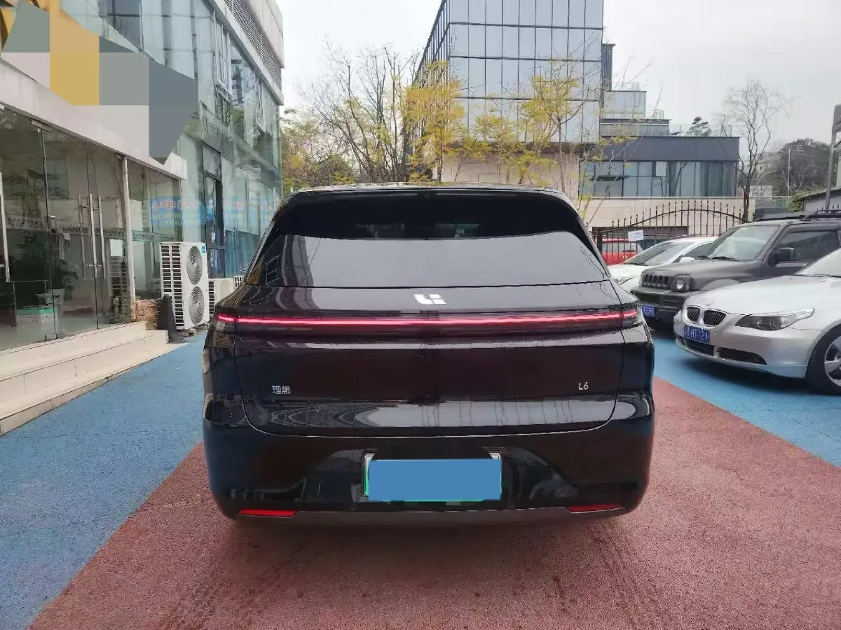 2024 Li L6 Range Extended 154HP L4 REEV 36.8KWH,autocango,china used car exporter,china ev exporter,chinese used car exporter,chinese used ev exporter