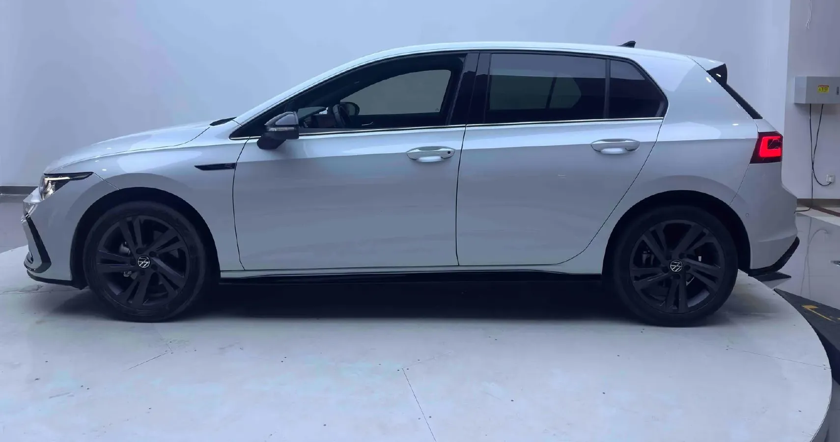 2021 Volkswagen Golf 1.4T 150HP L4 7DCT,autocango,china used car exporter,china ev exporter,chinese used car exporter,chinese used ev exporter