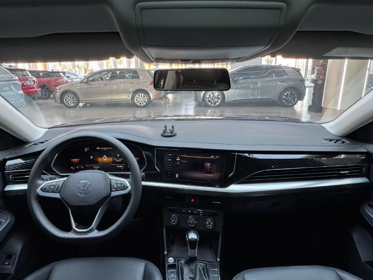 2024 Volkswagen Passat 1.4T 150HP L4 7DCT,autocango,china used car exporter,china ev exporter,chinese used car exporter,chinese used ev exporter