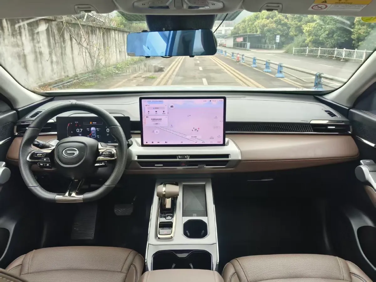 2024 GAC Trumpchi GS4 1.5T 177HP L4 7DCT,autocango,china used car exporter,china ev exporter,chinese used car exporter,chinese used ev exporter