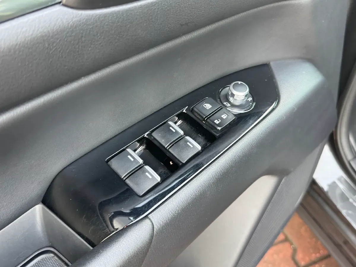 2022 MAXUS XinTu V90 2.0T 150HP L4 6AT,autocango,china used car exporter,china ev exporter,chinese used car exporter,chinese used ev exporter