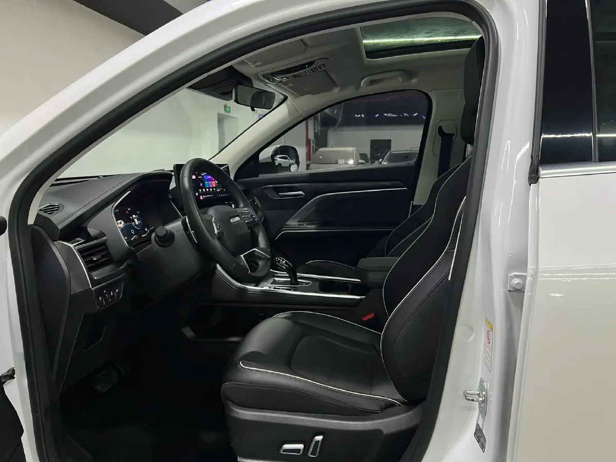 2023 Haval H6 1.5T 150HP L4 7DCT,autocango,china used car exporter,china ev exporter,chinese used car exporter,chinese used ev exporter