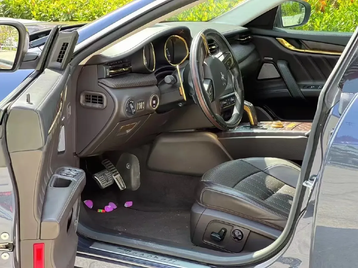 2019 Maserati Quattroporte 3.0T 350HP V6 8AT,autocango,china used car exporter,china ev exporter,chinese used car exporter,chinese used ev exporter