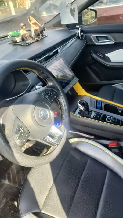 2020 Roewe RX5 1.5T 169HP L4 AMT PHEV 11.1KWH,autocango,china used car exporter,china ev exporter,chinese used car exporter,chinese used ev exporter