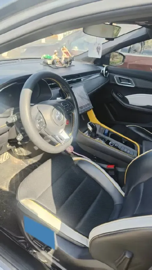 2020 Roewe RX5 1.5T 169HP L4 AMT PHEV 11.1KWH,autocango,china used car exporter,china ev exporter,chinese used car exporter,chinese used ev exporter